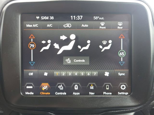 Used 2022 Jeep Renegade Latitude w/ Convenience Group AWD/4WD image 19