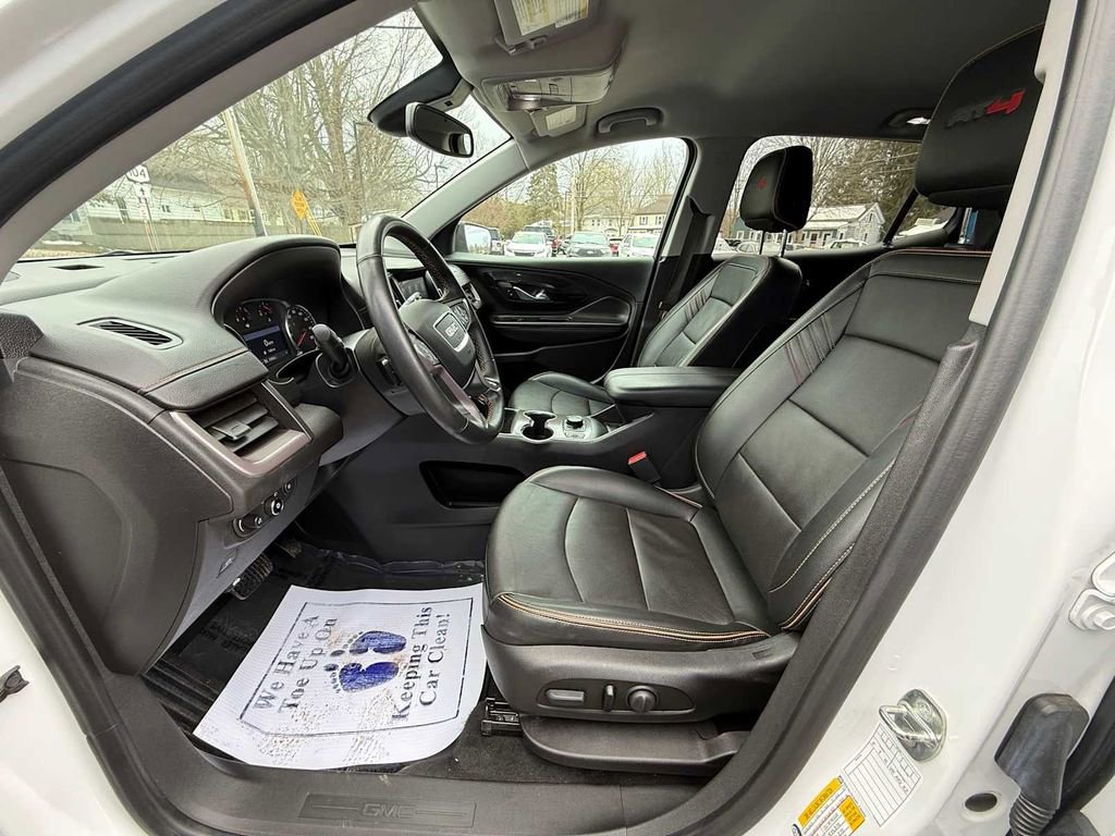 Used 2023 GMC Terrain AT4 image 17