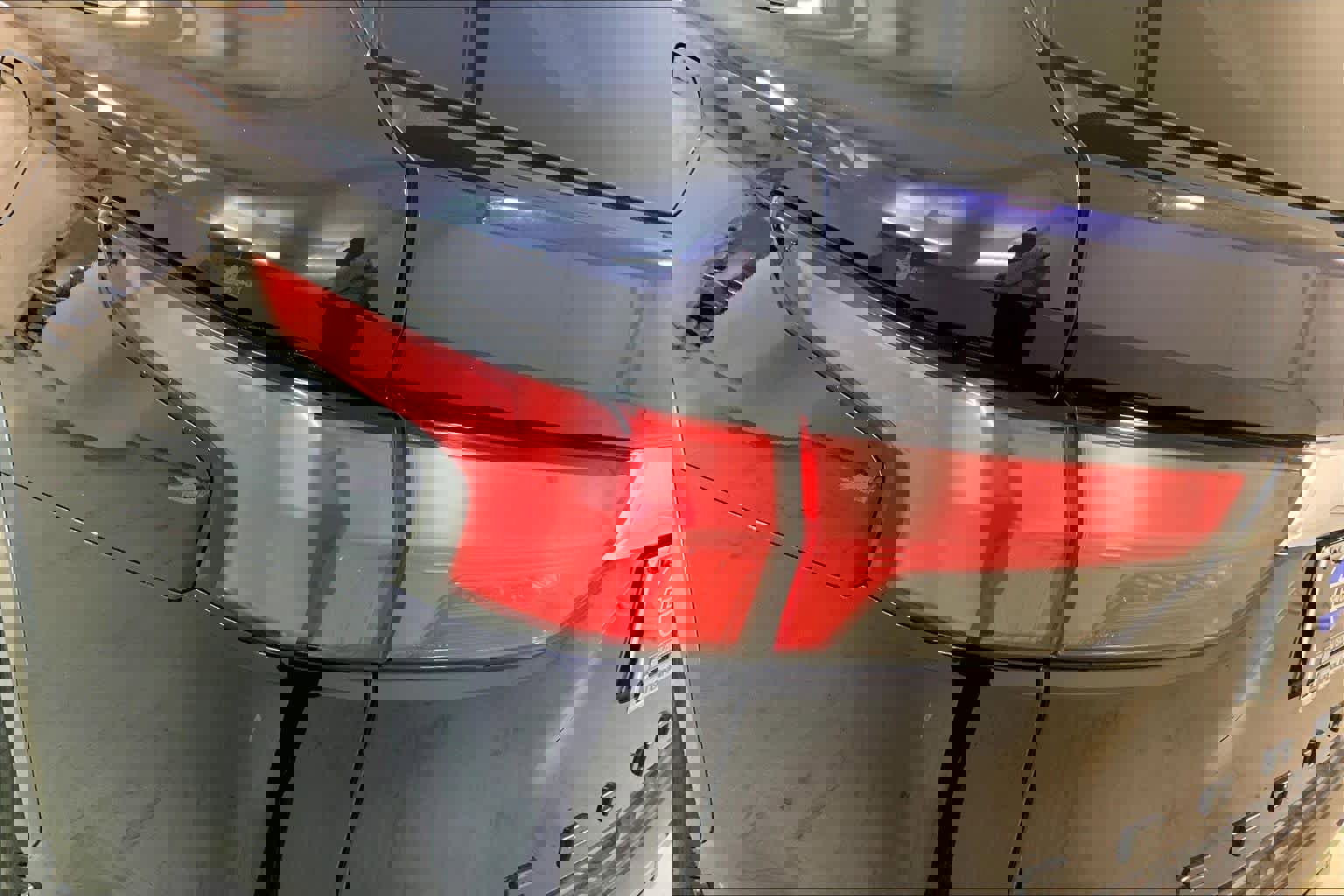 Used 2024 Toyota Sequoia Limited image 28