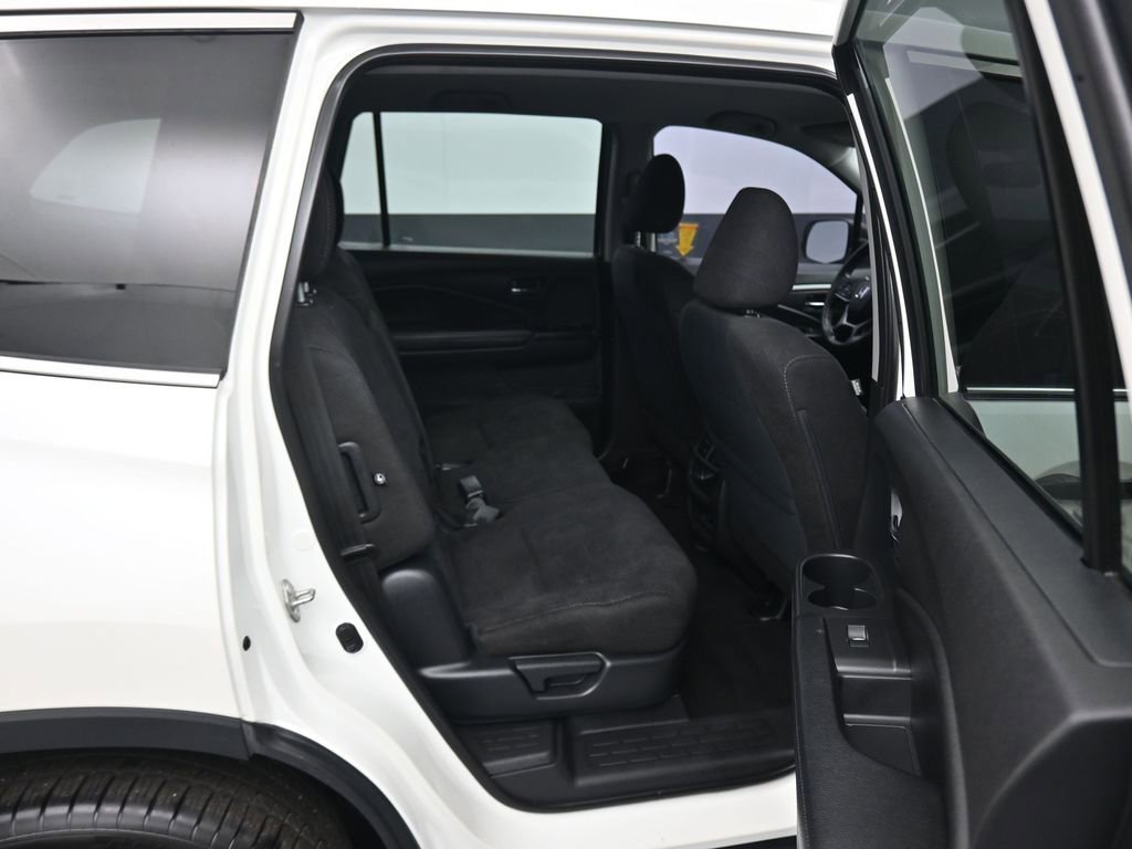 Used 2019 Honda Pilot LX image 41