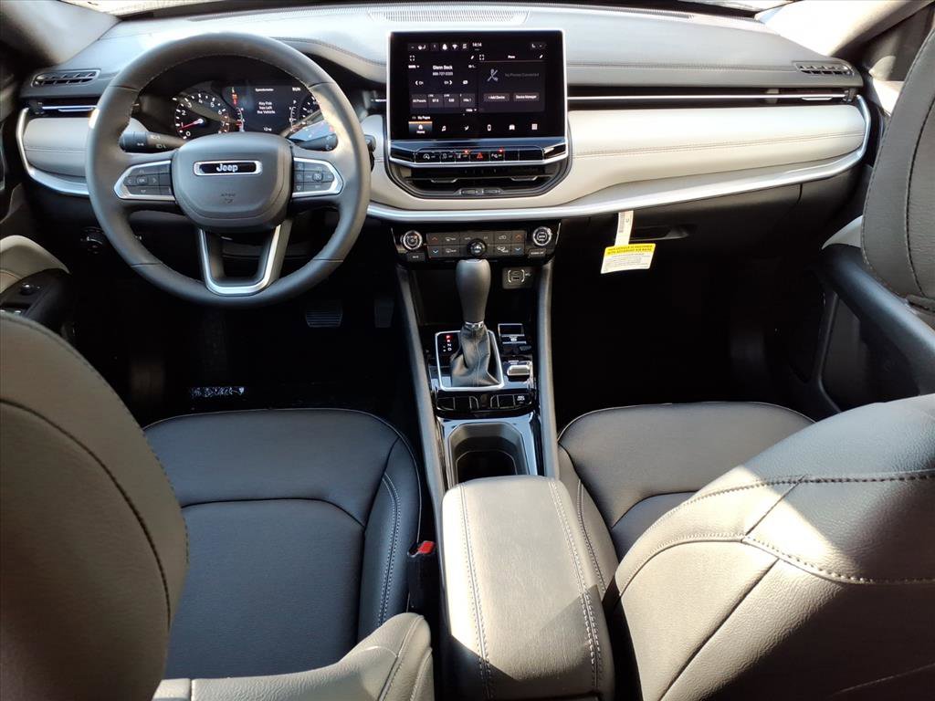 New 2026 Jeep Compass Limited image 8