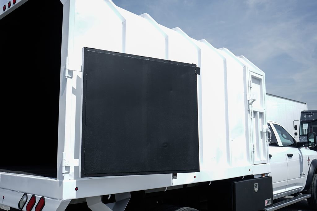 Used 2022 RAM 5500 Tradesman w/ Chrome Appearance Group AWD/4WD image 14