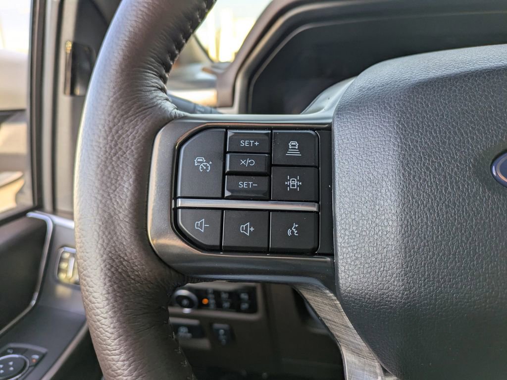 New 2025 Ford F150 King Ranch w/ FX4 Off-Road Package image 29