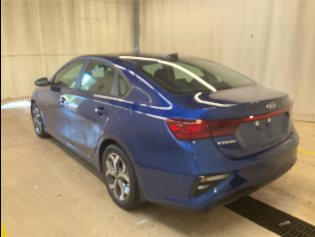 Used 2021 Kia Forte LXS FWD image 4