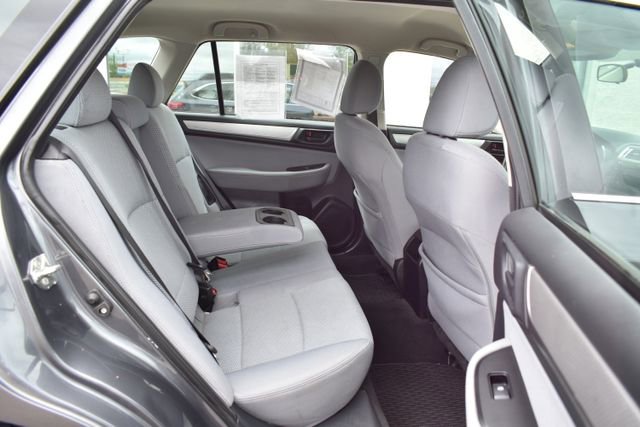 Used 2018 Subaru Outback 2.5i AWD/4WD image 37