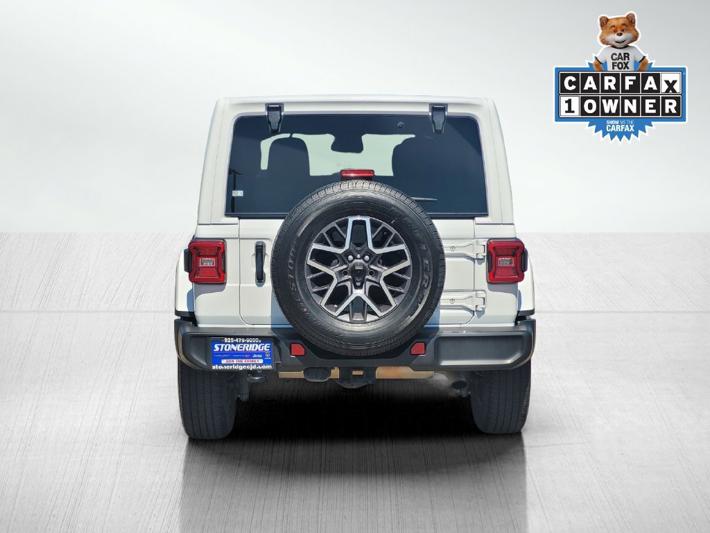 Used 2024 Jeep Wrangler Unlimited Sahara AWD/4WD image 5