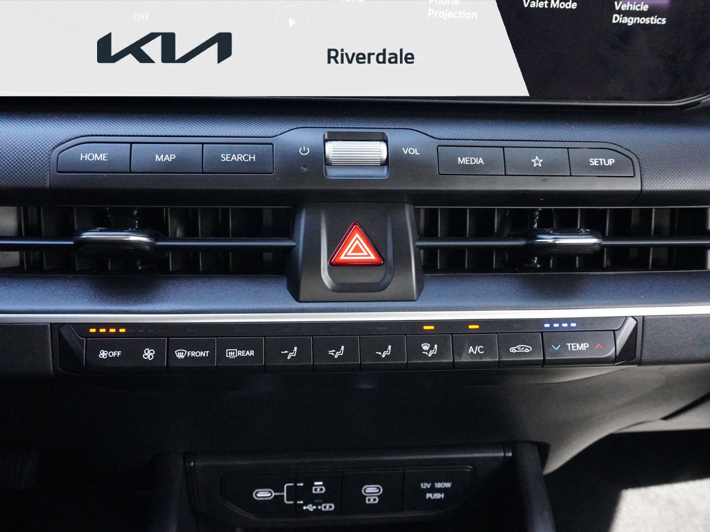 Used 2025 Kia K4 FWD image 44