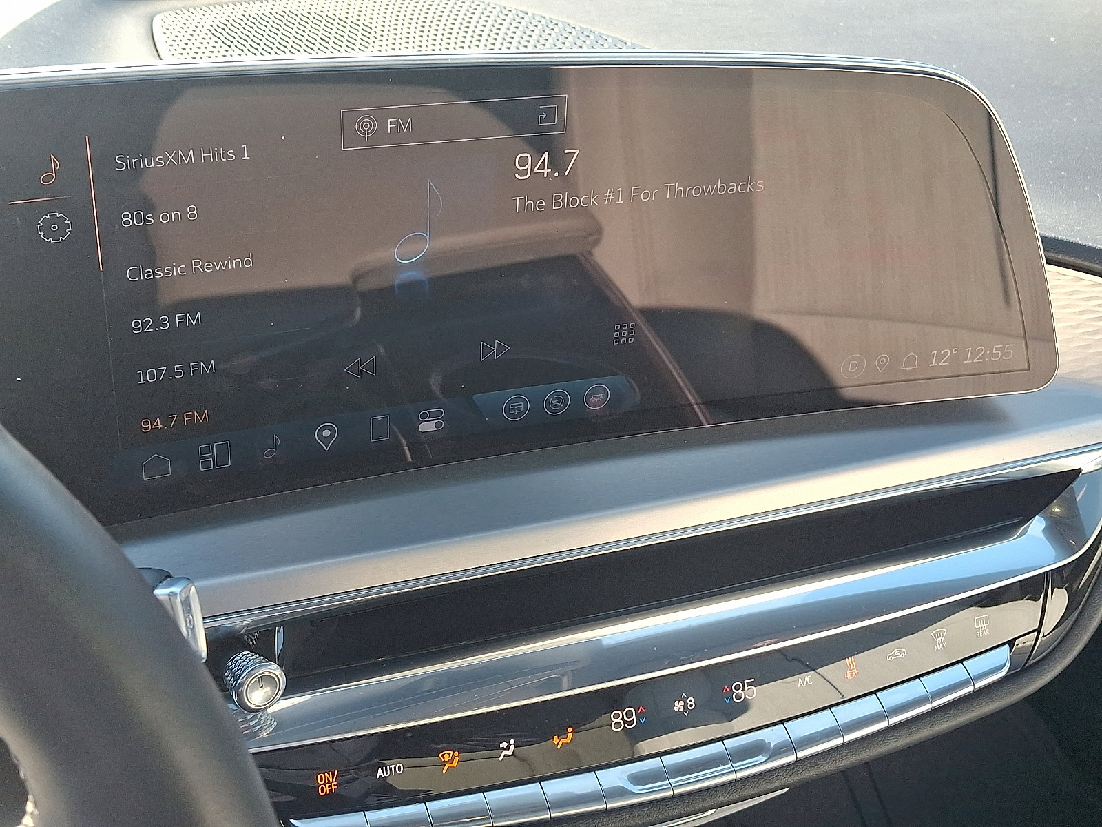 Used 2024 Cadillac Lyriq Luxury image 19