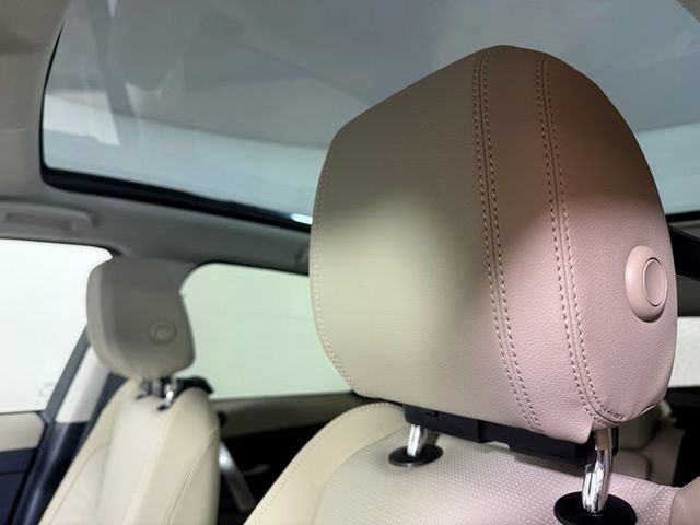 Certified 2025 Land Rover Discovery Sport S AWD/4WD image 7