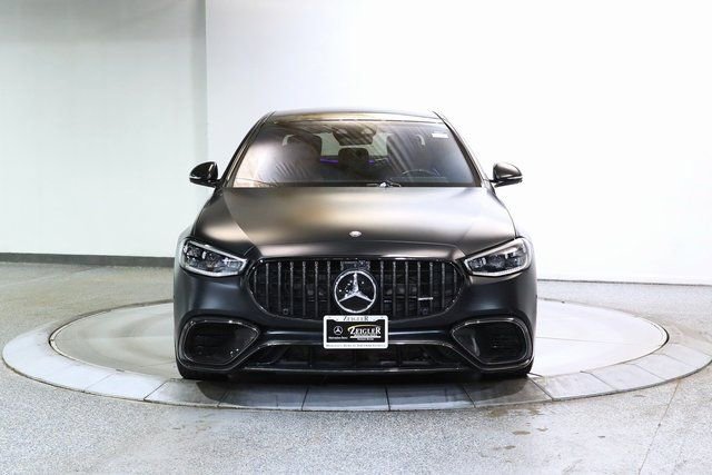 Used 2024 Mercedes-Benz S 63 AMG S w/ Carbon Fiber Exterior Package image 11