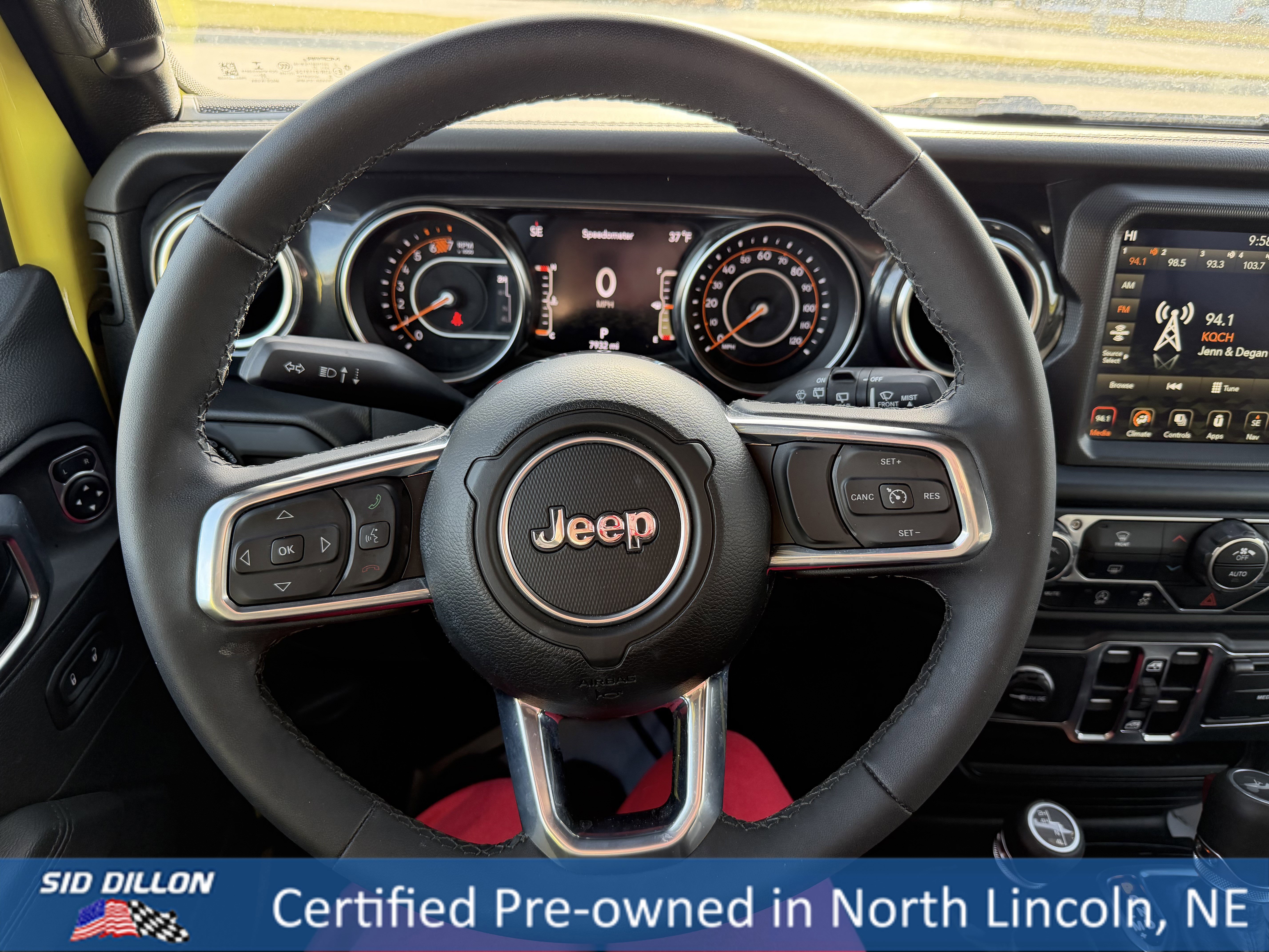 Used 2023 Jeep Wrangler Unlimited Sahara image 12