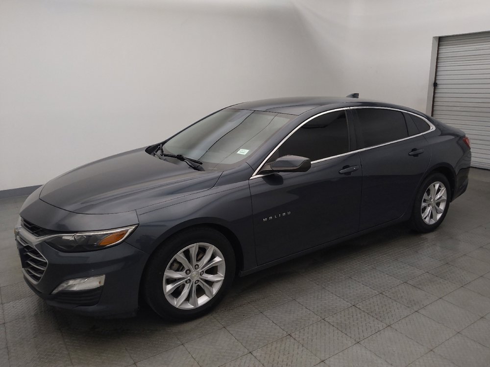 Used 2019 Chevrolet Malibu LT FWD image 2