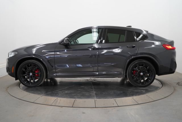 Used 2023 BMW X4 M40i w/ Premium Package image 4
