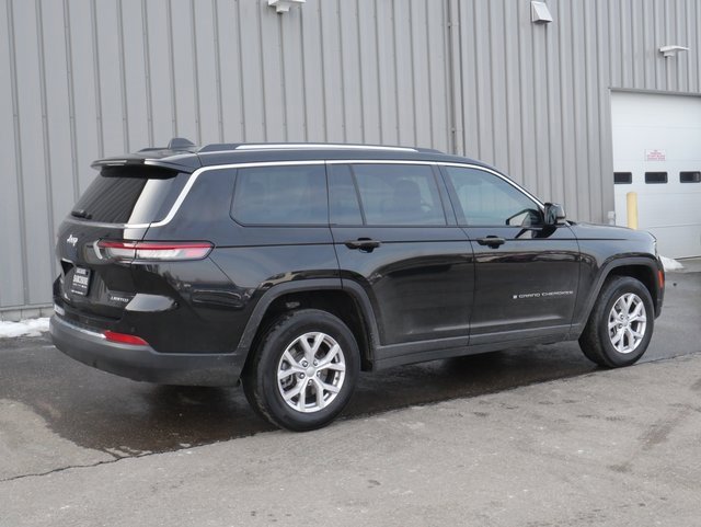 Used 2022 Jeep Grand Cherokee L Limited image 11