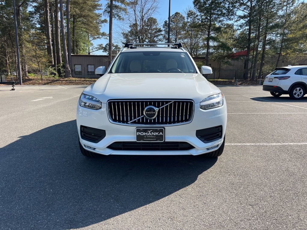 Used 2022 Volvo XC90 T6 Momentum w/ Advanced Package image 4