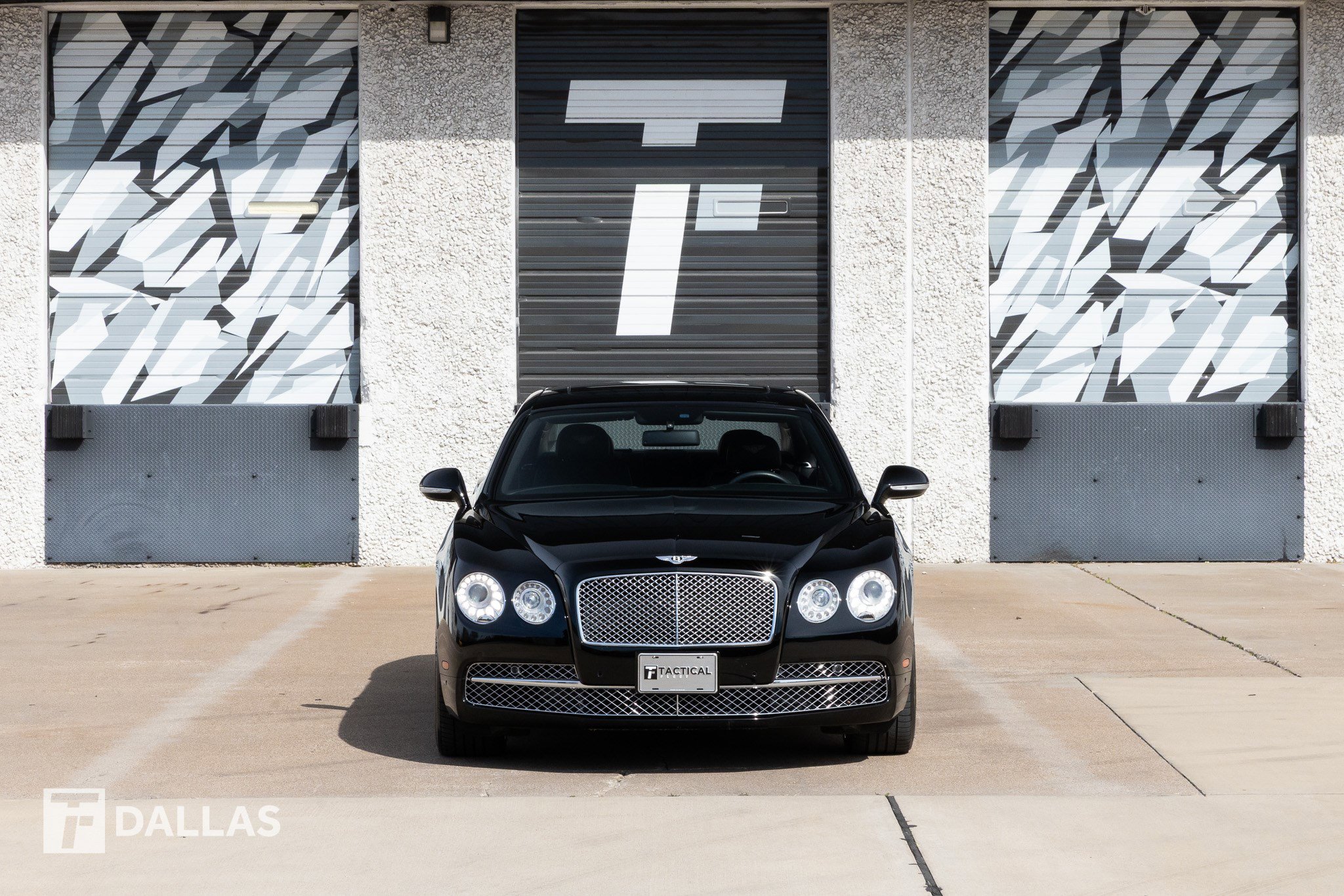 Used 2014 Bentley Flying Spur W12 image 3