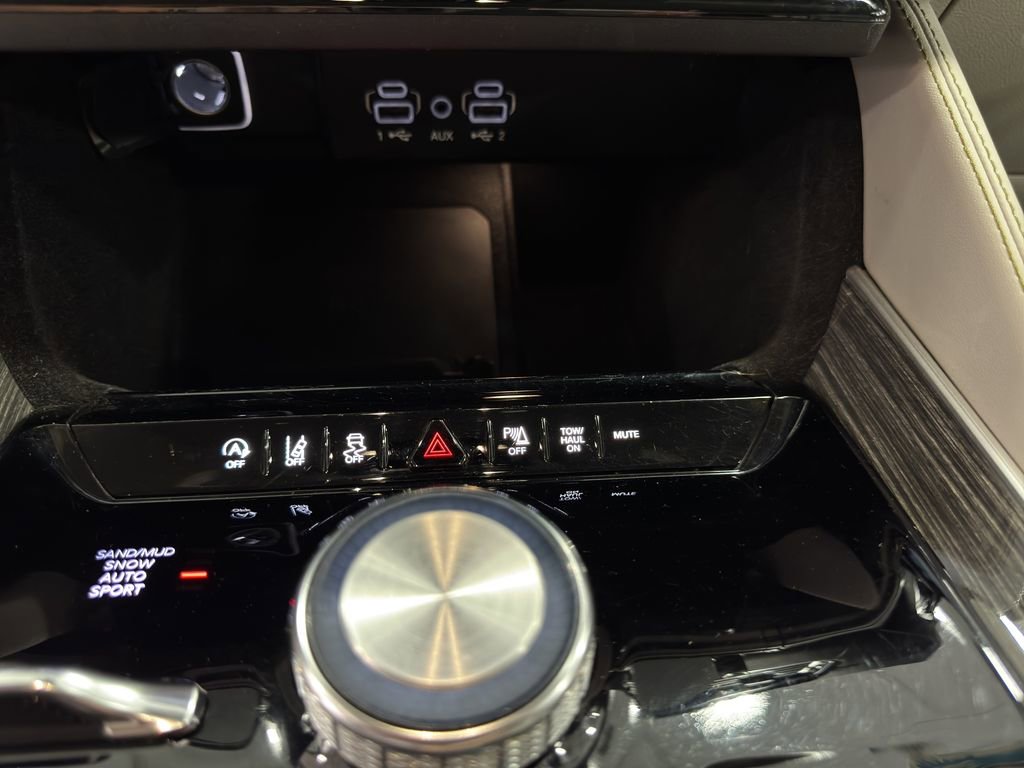 Used 2022 Jeep Wagoneer Series II image 28