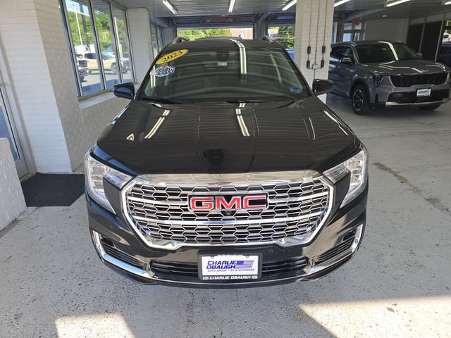 Used 2023 GMC Terrain Denali w/ Denali Premium Package AWD/4WD image 8