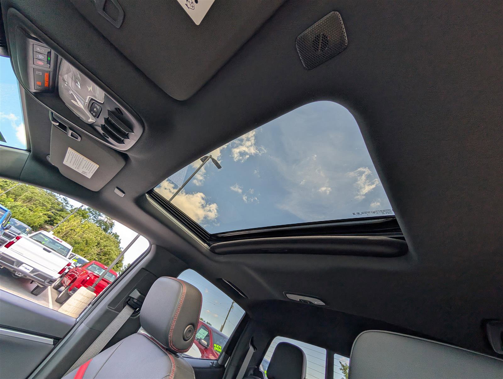 New 2025 Chevrolet Colorado Z71 w/ Z71 Convenience Package 2 image 26