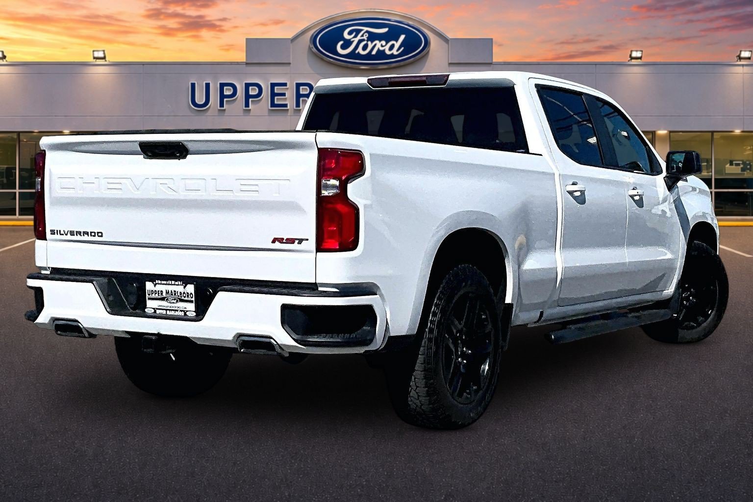 Used 2023 Chevrolet Silverado 1500 RST AWD/4WD image 13