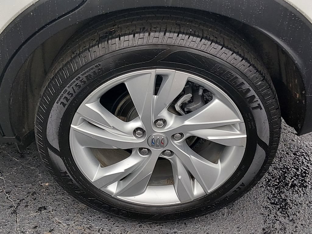 Used 2024 Buick Encore GX Preferred FWD image 16
