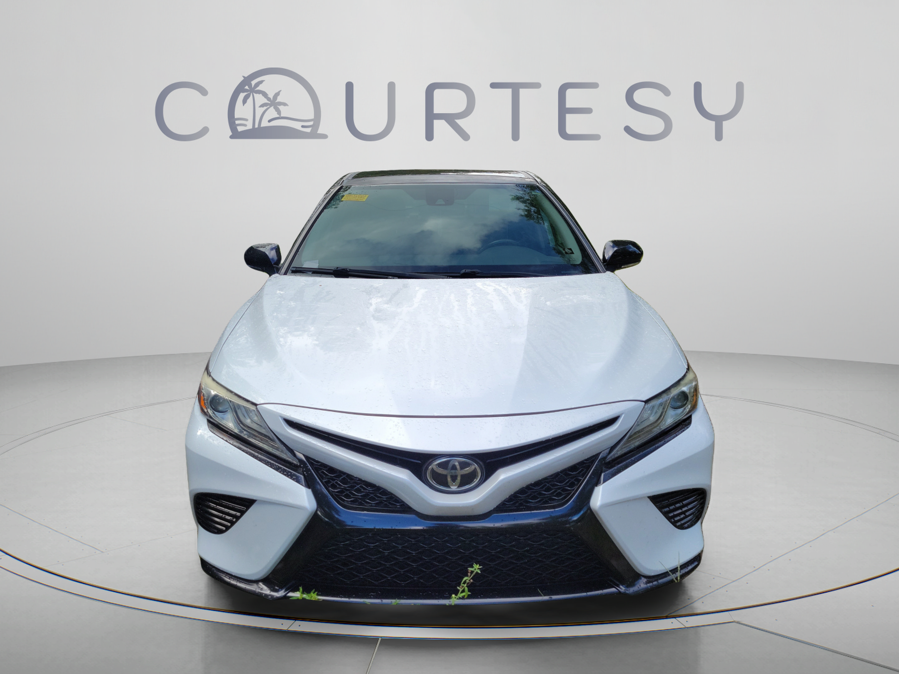 Used 2019 Toyota Camry XSE FWD image 30
