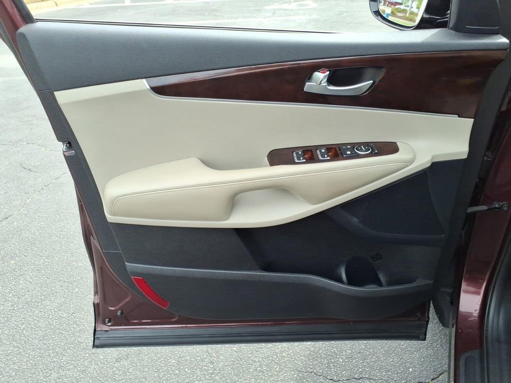 Used 2018 Kia Sorento LX w/ LX V6 Convenience Package image 9