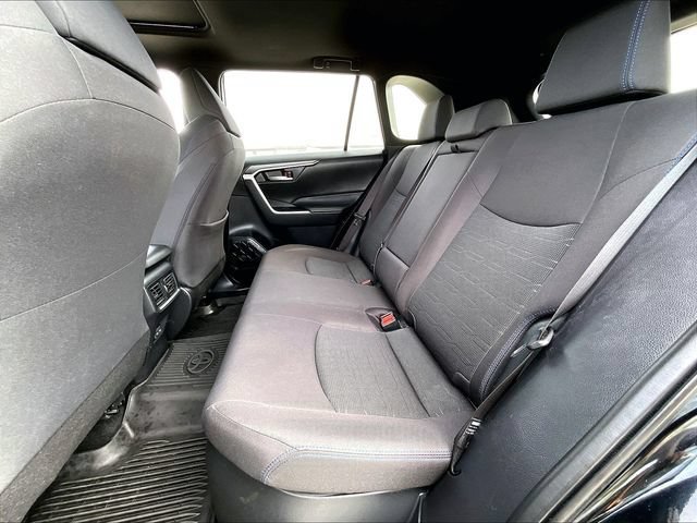 Used 2023 Toyota RAV4 SE w/ Convenience Package AWD/4WD image 15