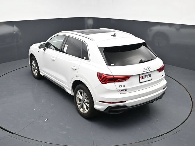Used 2024 Audi Q3 2.0T Premium AWD/4WD image 43