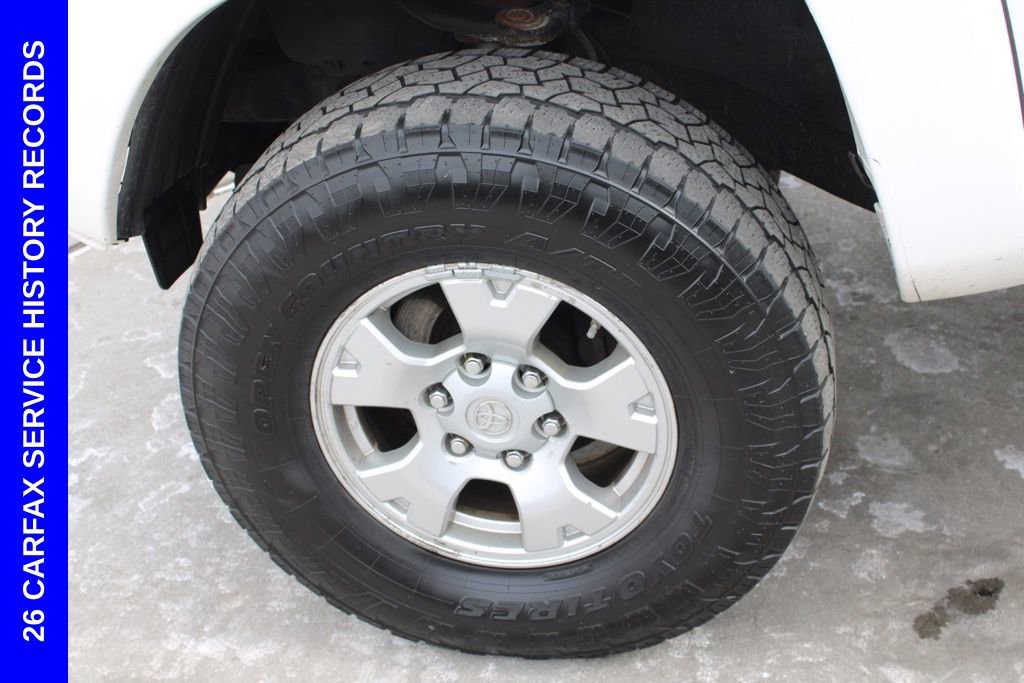 Used 2014 Toyota Tacoma 4x4 Double Cab w/ SR5 Package image 10