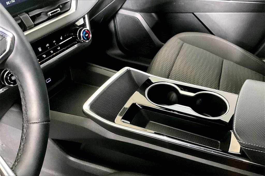 Used 2025 Chevrolet Equinox LT image 13