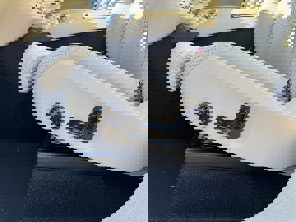 New 2025 Volvo XC90 B6 Ultra w/ Protection Package Premier image 25