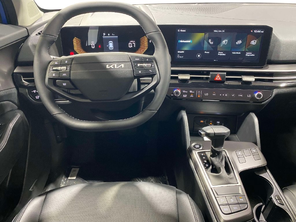 New 2026 Kia Sportage EX FWD image 11