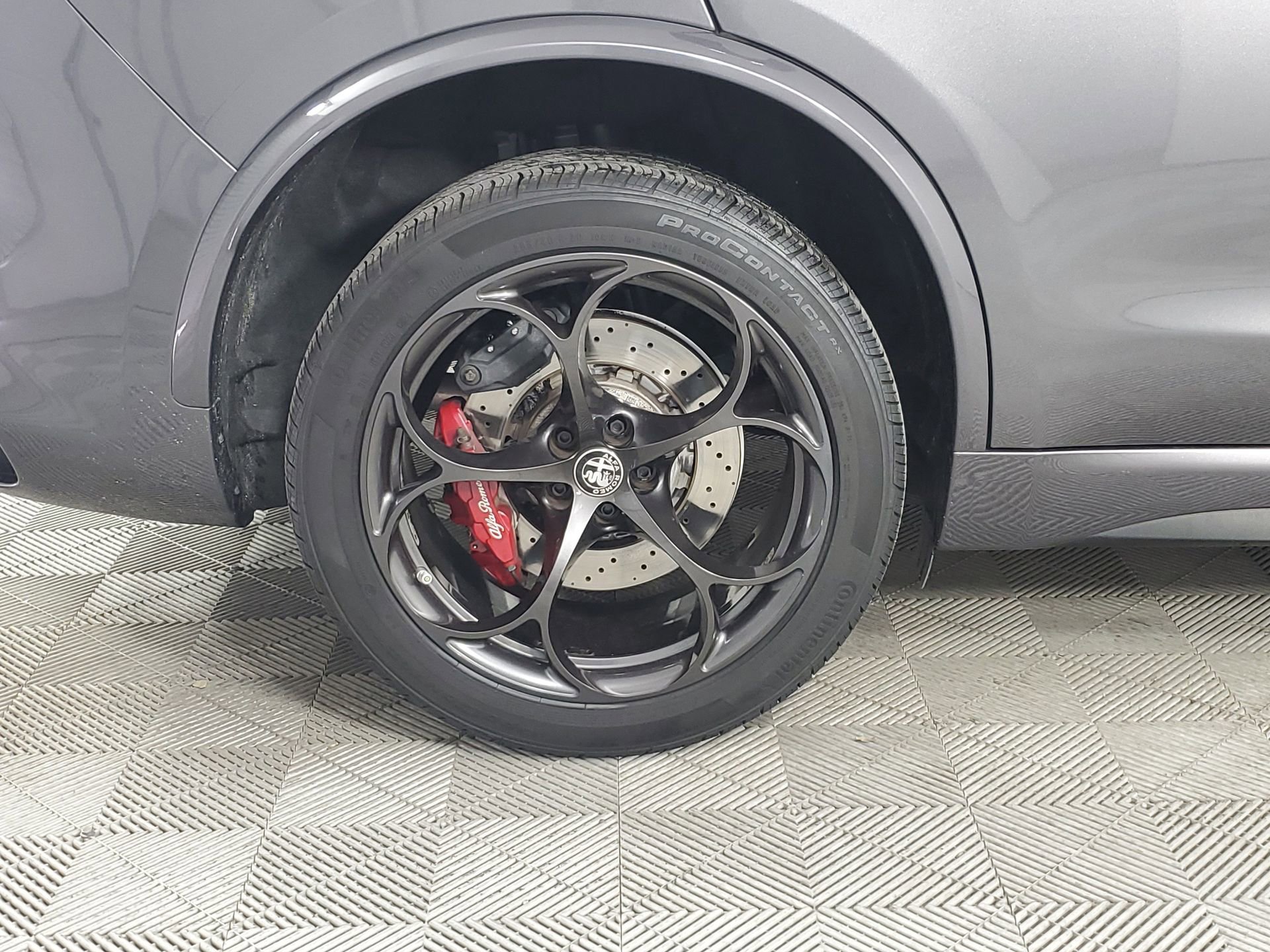 Used 2022 Alfa Romeo Stelvio Quadrifoglio w/ Active Assist Plus Package image 13