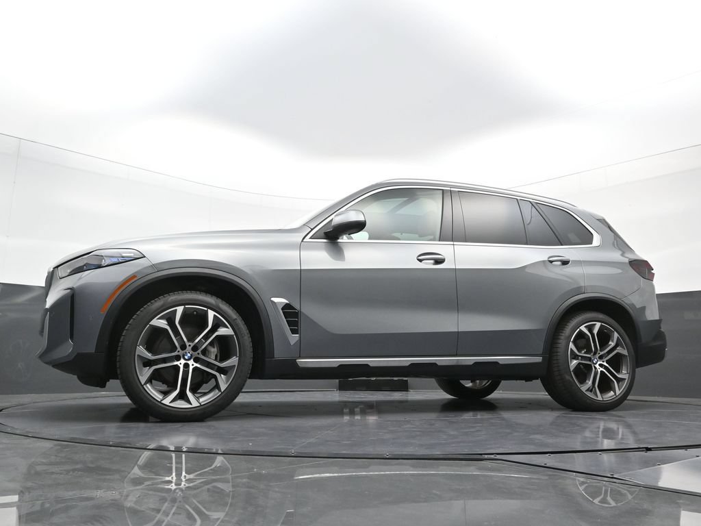 New 2026 BMW X5 xDrive40i AWD/4WD image 25