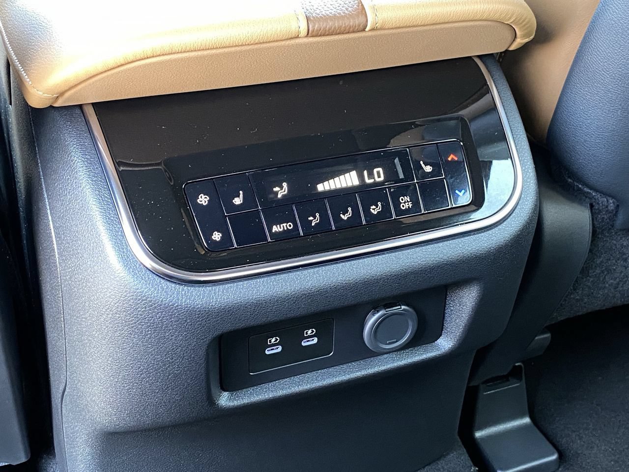 New 2026 Nissan Armada Platinum Reserve AWD/4WD image 17