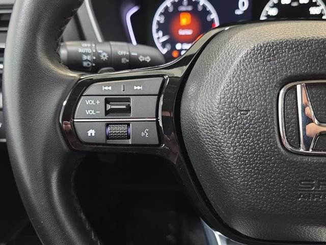 Used 2023 Honda Pilot EX-L image 16