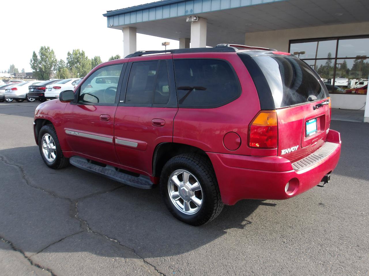 Used 2004 GMC Envoy SLT w/ Preferred Equipment Group AWD/4WD image 3