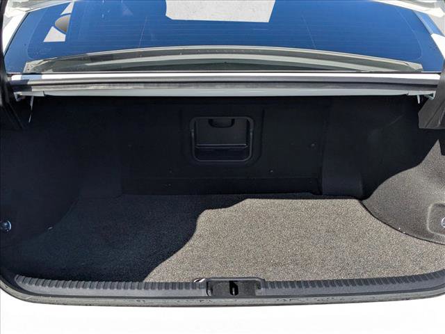 Used 2023 Lexus ES 300h F Sport image 8