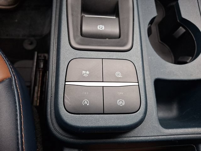 Used 2022 Ford Maverick Lariat w/ Lariat Luxury Package AWD/4WD image 35