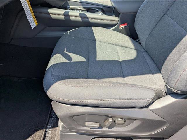 New 2025 Ford Explorer Active image 4