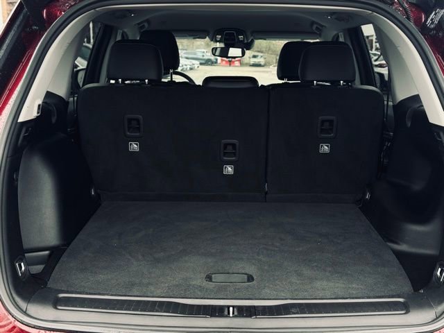 Certified 2024 Jeep Grand Cherokee Limited w/ Black Appearance Package AWD/4WD image 10