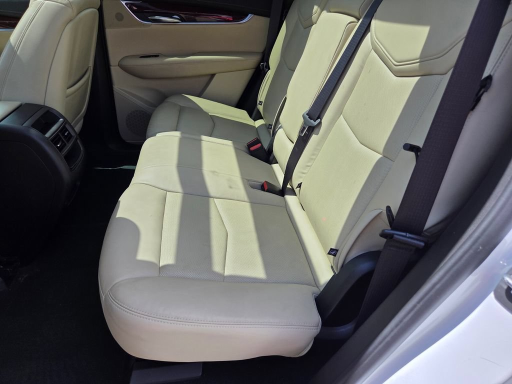 Used 2019 Cadillac XT5 Luxury FWD image 24