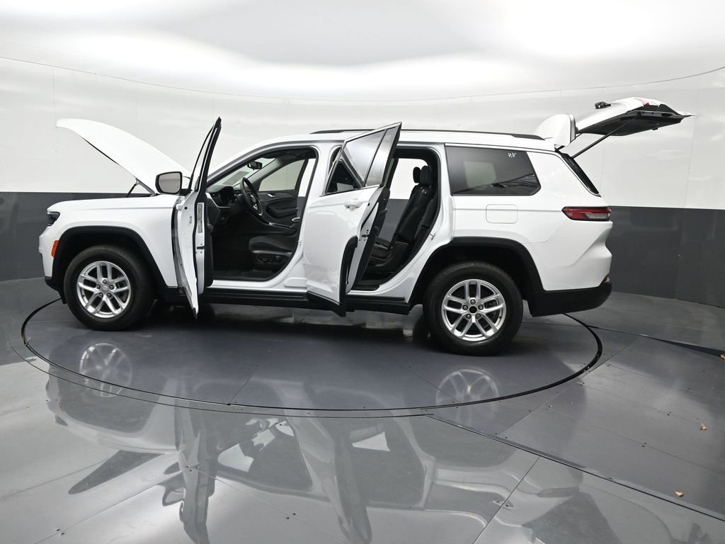 Used 2023 Jeep Grand Cherokee L Laredo image 35
