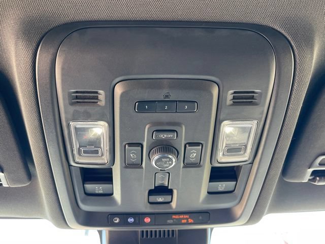 Certified 2023 GMC Yukon AT4 w/ Technology Package AWD/4WD image 29