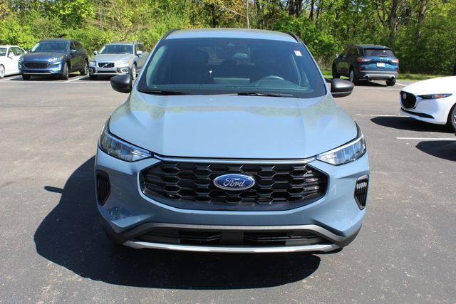 Used 2025 Ford Escape ST-Line w/ Tech Pack #1 AWD/4WD image 10