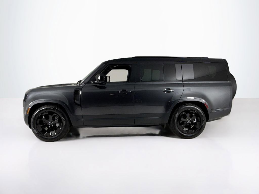 Used 2025 Land Rover Defender 130 S image 2