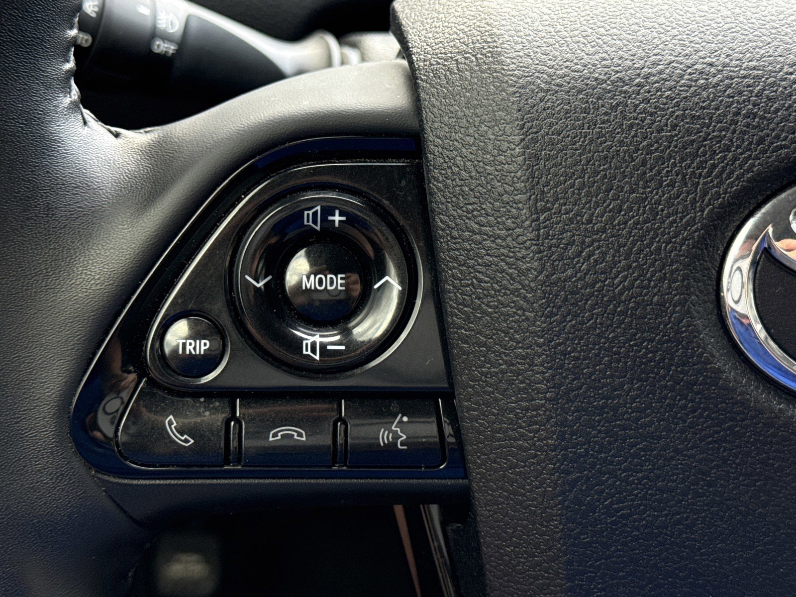 Used 2021 Toyota Prius image 20