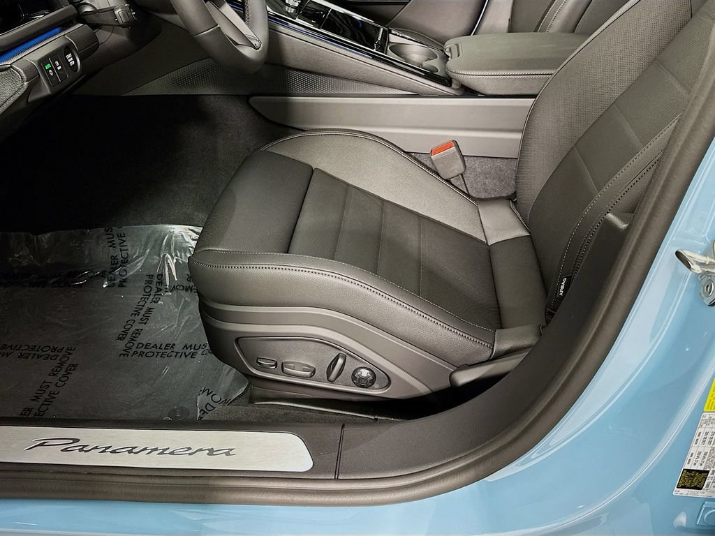 New 2026 Porsche Panamera RWD image 22