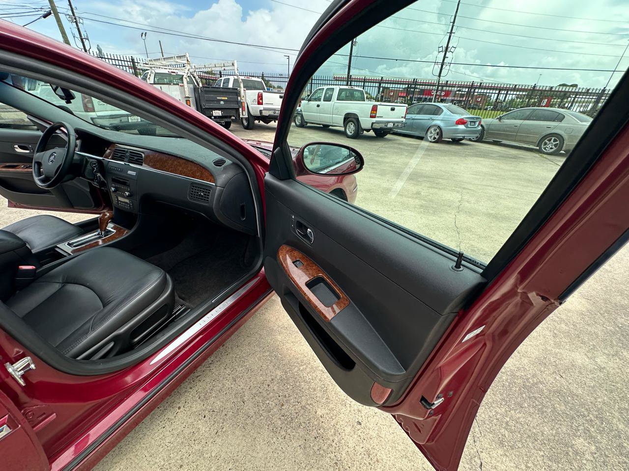 Used 2005 Buick LaCrosse CXS w/ Chrome Appearance Package FWD image 38